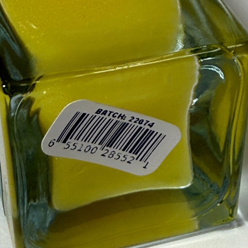 TRULY Golden Pineapple Sponge Bob Square Pants X Truly Body serum - Picture 2 of 2